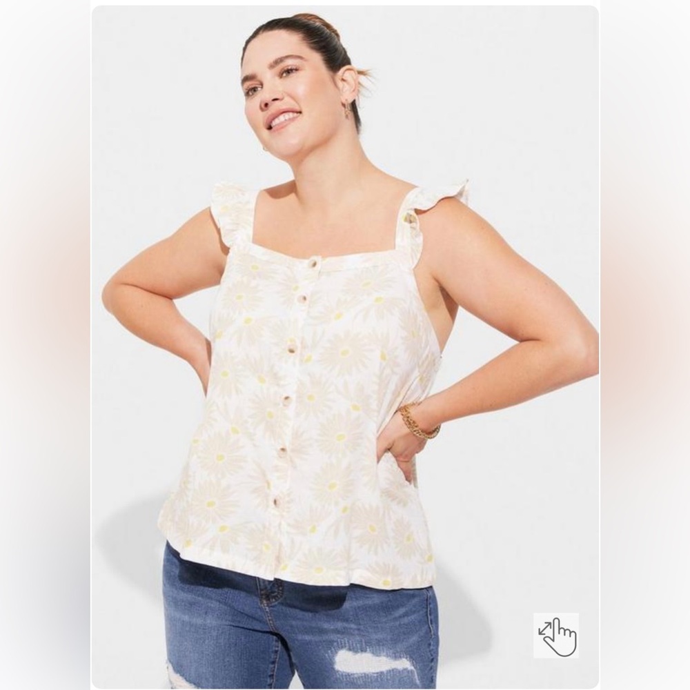 Torrid ruffle button front tank daisy daydream size 4